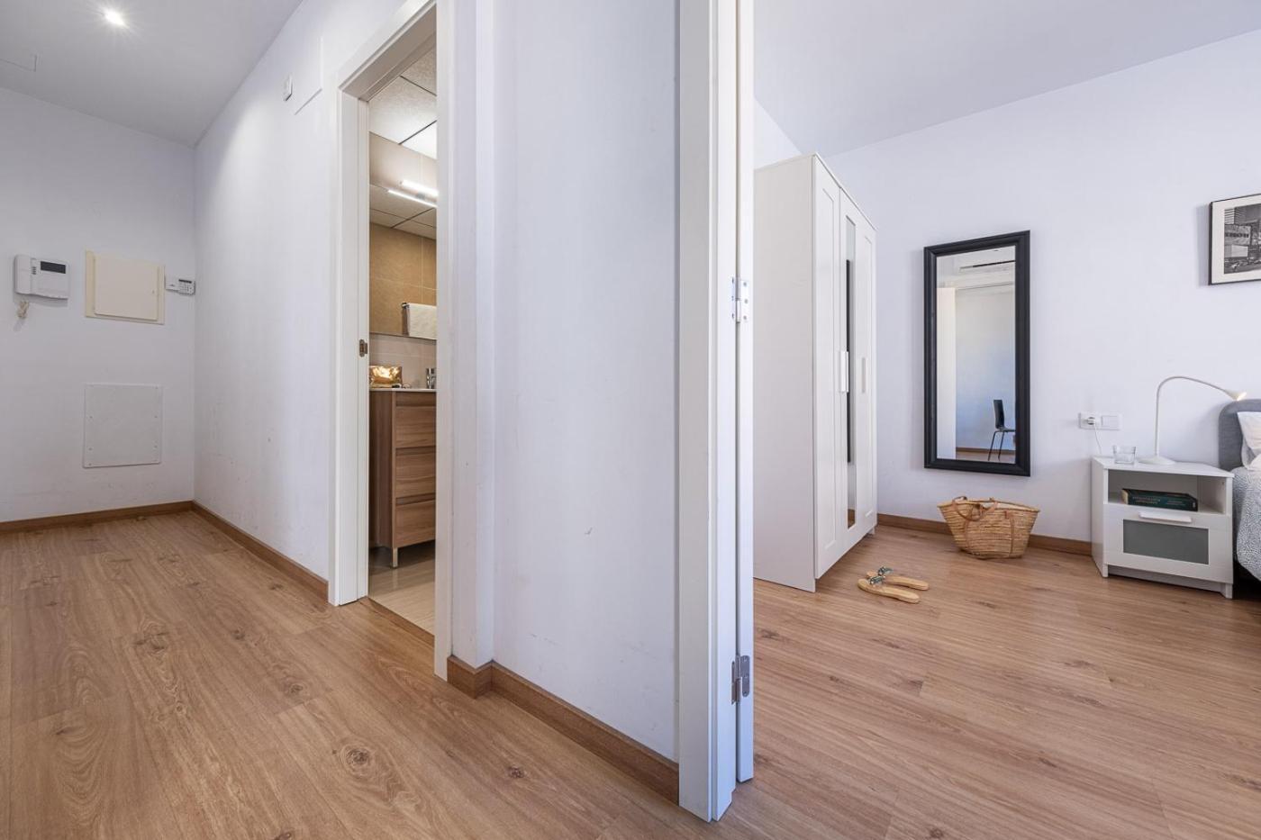 Tarragona Apartments Exterior photo