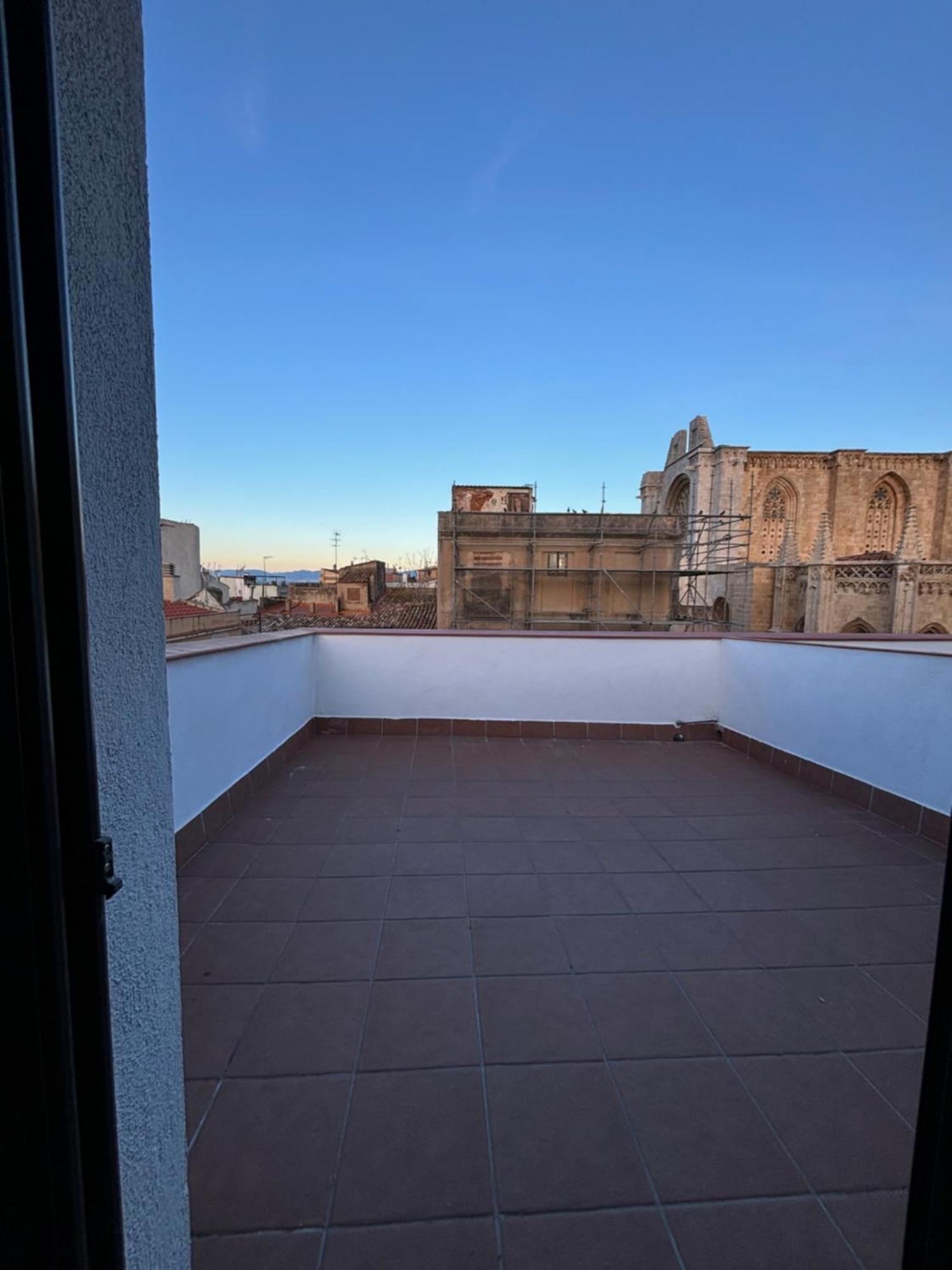 Tarragona Apartments Exterior photo